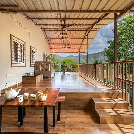 Saffronstays Vyom Farms Karjat Luaran gambar
