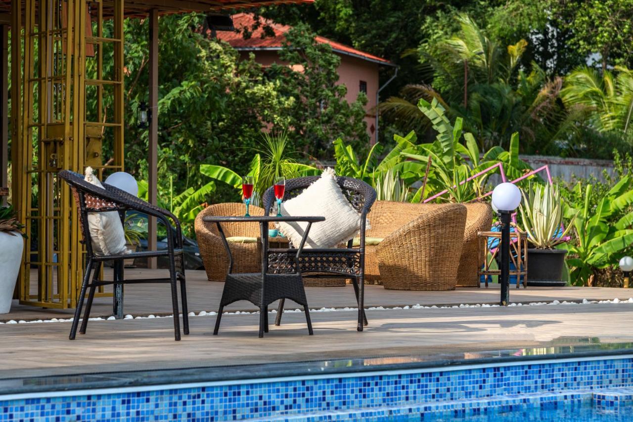 Saffronstays Vyom Farms Karjat Luaran gambar